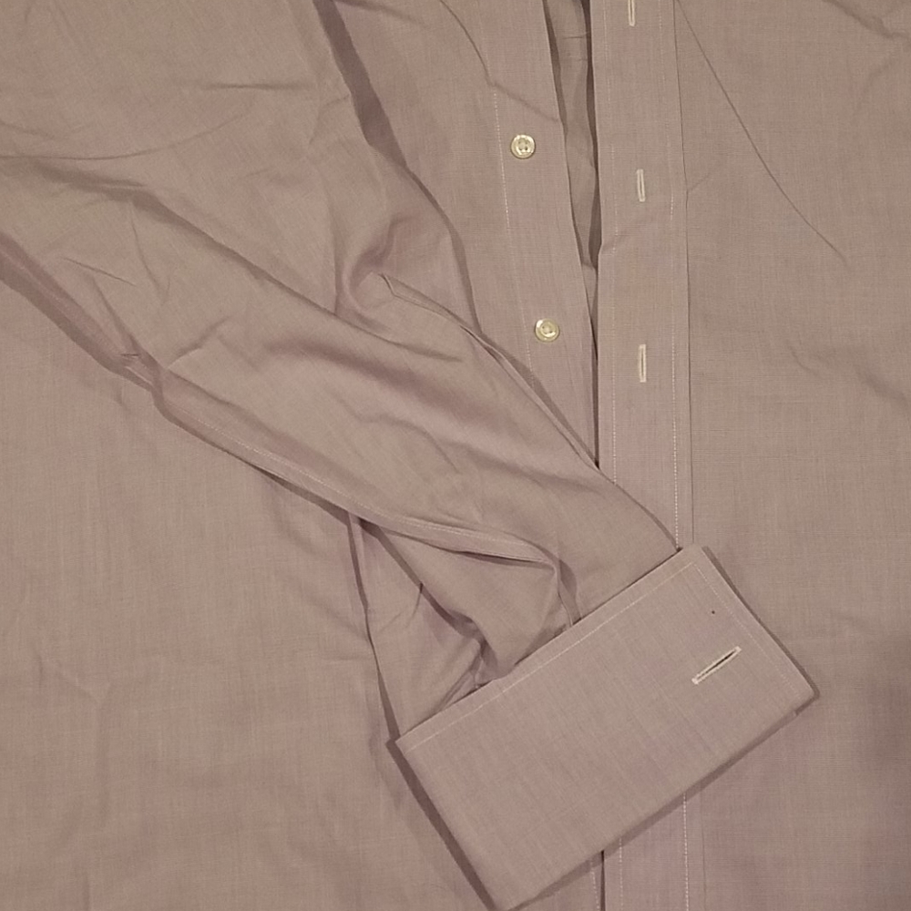 Button down - Picture 3 of 7